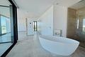 Neue, hochwertige Villa im Bauhausstil auf Mallorca zu verkaufen - Masterbedroom