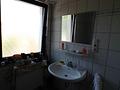 2 Familienhaus mit zusätzlichem Restaurant mit großem Außenbereich und eigenen Parkmöglichkeiten - 18a I.OG - Bad