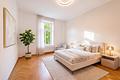Charmante, bezugsbereite 2-Zimmer-Altbau-Wohnung in grüner Spitzenlage - Schlafen (virtuell möbliert)