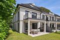 Privater Indoor-Pool & Garten: Exklusive 5-Zimmer-Maisonette mit Haus-im-Haus-Charakter - Garten-Oase in eleganter Stadtvilla