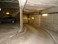 Gewerbehalle (oder Festmietparkplatzhalle) im Herzen von Köln - 11 Blick auf die innere Zufahrtsrampe