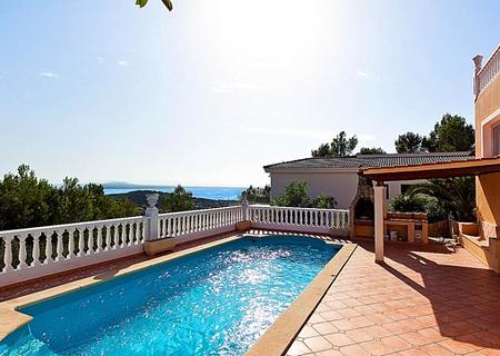 Mallorca renovierte Villa mit herrlichem Meerblick in Costa d´en Blanes zu verkaufen