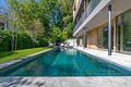 Architekten-Villa mit hochklassiger Ästhetik, Spa-Bereich und Pool in einzigartiger Lage - Idyllischer Süd-West-Garten mit Pool