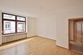Elegante 3-Zimmer-Wohnung im historischen Gebäude mit besonderem Wohncharakter - Wohnzimmer
