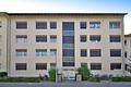 Modernisierte 2-Zimmer-Wohnung mit Balkon in begehrter Lage der Karlsruher Oststadt - Außenansicht Straße