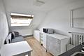 Charmante 2-Zimmer-Dachgeschosswohnung - Wohnen/Essen/Küche