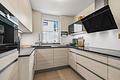 Modern + neuwertig + 5 Zimmer - DHH mit Süd/West-Garten in ruhiger Lage - Küche
