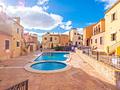 Villa mit 3 Schlafzimmern, 2 Bädern, Dachterrasse und Gemeinschaftspool im La Finca Golf Resort
