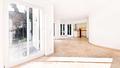 Haus-in-Haus-Charakter: 90 m² Wohnung mit 300 m² Privatgarten in Alt-Solln - Wohnzimmer