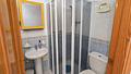Sehr schönes Endreihenhaus mit 2 Schlafzimmern, 2 Bädern, Gästebereich im Souterrain, Dachterrasse und Gemeinschaftspool
