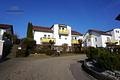 Attraktive, kleine Wohnung 
2 Terrassen - Gartenanteil
 - sofort frei - - Hausansicht