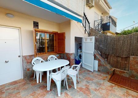 Renoviertes Erdgeschoß-Apartment in guter Lage