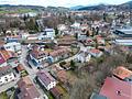 Grundstück mit Altbestand in zentraler Lage von Miesbach – Abriss oder Kernsanierung - Drohne Grundstück Blick SüdOst
