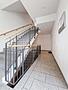 Lichtdurchflutet, komfortabel, bezugsfrei! Moderne Traumwohnung im schönen Obermenzing. - Treppenhaus