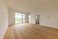 ✔ Erstbezug ✔ Freundliche Terrassenwohnung in Vilshofen an der Donau - Wohnzimmer mit Blick nach draußen und in die Küche