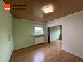 Fernab des Trubels - Entwicklungspotenzial und klare Perspektive für Mieter - Durchgangszimmer