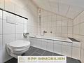 PROVISIONSFREI für Käufer! Großzügige Doppelhaushälfte mit viel Platz für Familie & Gartenträume - DG - Badezimmer