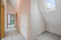 ++Ruhig gelegen und lichtdurchflutet – attraktive 3-Zimmer-Wohnung in Nieder-Erlenbach++ - Dieleansicht 2