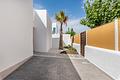 Schöne ebenerdige Villa mit Pool - BAJA RESOLUCION (6)