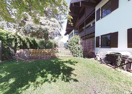 Gepflegte, vermietete 2-Zimmerwohnung mit Garten in Freilassing, Ortsteil Hofham - inkl. TG Platz. - Garten