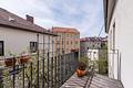 Lichtdurchflutete 2-Zimmer-Altbauwohnung mit Charme und Südbalkon am Zenettiplatz - Ort der Entspannung