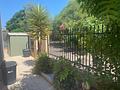 Villa mit 3 Schlafzimmern, 1 Badezimmer, Dachterrasse und Carport in ruhiger Lage