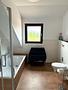 HEGERICH: Attraktive 3-Zimmer-Dachgeschosswohnung mit Terrasse in Oberasbach - Badezimmer