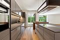 Garten-Idyll in Toplage Herzogpark: Exklusive 3,5-Zimmer-Wohnung in moderner Design-Villa - Hochwertige Ausstattung und beste Blickachsen