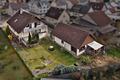 Familientraum mit Terrasse & Gartenidylle, Brunnen und barrierefreiem Komfort! - Gartenansicht