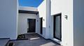 Moderne Villa mit 3 Schlafzimmern, 2 Bädern, beheiztem Pool und Touristenmietlizenz