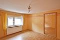 Kleinod im Dornröschenschlaf sucht neuen Eigentümer! - Schlafzimmer