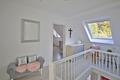 Traumhaft gepflegtes, saniertes Einfamilienhaus mit Kamin, moderner Küche und wunderschönem Garten - Flur Obergeschoss