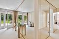 Spektakuläre Architektur & exklusive Waldrandlage: Atemberaubende Villa mit Indoor-Pool und SPA - Ankleide mit Maßeinbauten
