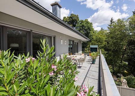 Exklusive Penthousewohnung mit Wohnrecht und großer Dachterrasse in Bestlage Solln! - Penthousewohnung