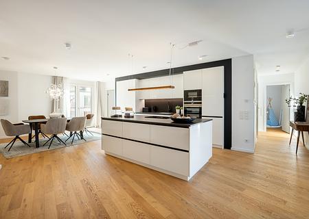 Dachgarten & Ruhe im Premium-Quartier "Kupa": Familiengerechte 5-Zimmer-Wohnung von 2022 - Lichtdurchflutete Dachterrassen-Wohnung