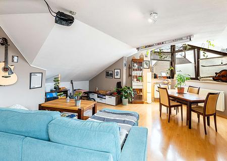 City-Life trifft Entspannung: 1,5 Zimmer mit privater Dachterrasse - Wohnen