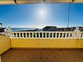 Maisonette-Wohnung mit 3 Schlafzimmern, 2 Bädern, 2 Kfz-Stellplätzen, Gemeinschaftspool und Meerblick nur 100 m vom Strand