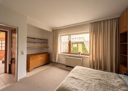 Bungalow mit Traum-Grundstück und Raum für eigene Ideen in toller Lage von Hamburg Kirchwerder - Schlafzimmer