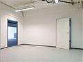 Gewerbefläche (Lager m. Büro), renoviert, im UG mit Tageslicht! Neuried b. München - Vorraum