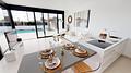 Bestands Villa mit Pool - 1