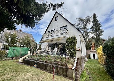 Investieren Sie in Nießbrauch - Immobilien: Mieterlös steuerfrei...! - Rückansicht