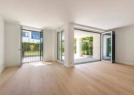 Exklusive Gartenwohnung mit Gäste- und Relaxflächen in fertiggestelltem Stadtpalais - Wohnung mit Südgarten