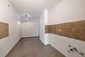 Viel Licht, viel Potenzial: 3 Zimmer-Wohnung mit Westbalkon zur Selbstgestaltung - Küche mit Potenzial