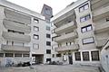 Zentrale 1-Zimmer-Wohnung mit großem Balkon und komfortabler Erreichbarkeit - Hofansicht