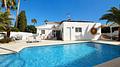 Modernisierte Villa mit Meerblick, 2 Schlafzimmern und Privatpool