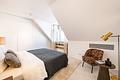 Stylische 3-Zimmer-Maisonette mit Dachterrasse und Loftflair nahe des Elisabethmarkts - Schlafzimmer mit Kühlung