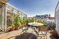 Hinreissende Dachgeschoss-Maisonette mit 3 Zimmern, Terrasse und Panoramablick - Private Outdoor-Oase