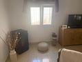Villa mit 3 Schlafzimmern, 1 Badezimmer, Dachterrasse und Carport in ruhiger Lage