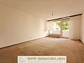 Helle 3,5-Zimmerwohnung mit sonniger West-Loggia und vielseitigem Potenzial – ideal für Familien - Wohnzimmer