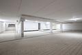 Sofort einziehen: Moderne 3-Zimmer-Wohnung mit drei Balkonen und durchdachtem Grundriss - Blick in die Tiefgarage